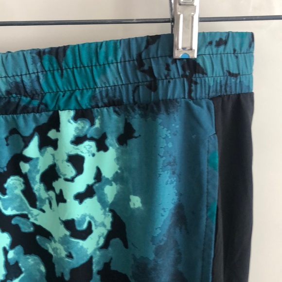 Fabletics pants - Picture 3 of 5